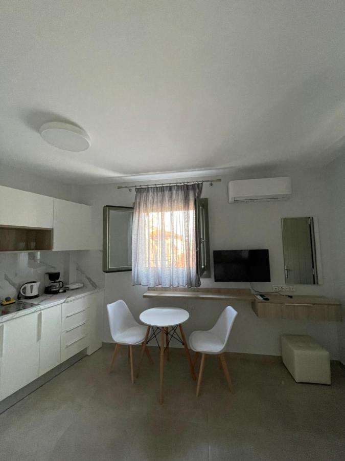Anax Apartments Parga Exterior foto