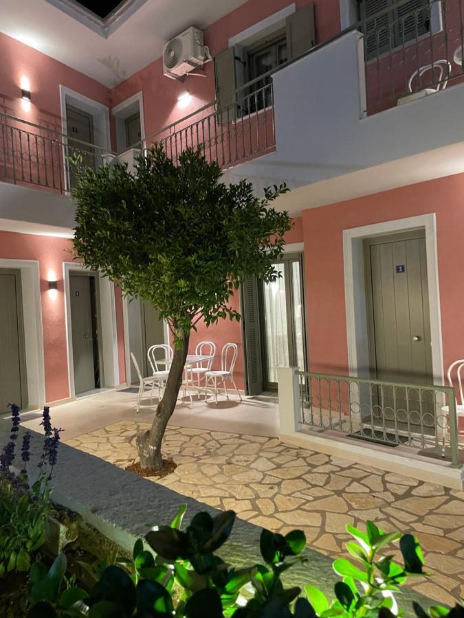 Anax Apartments Parga Exterior foto