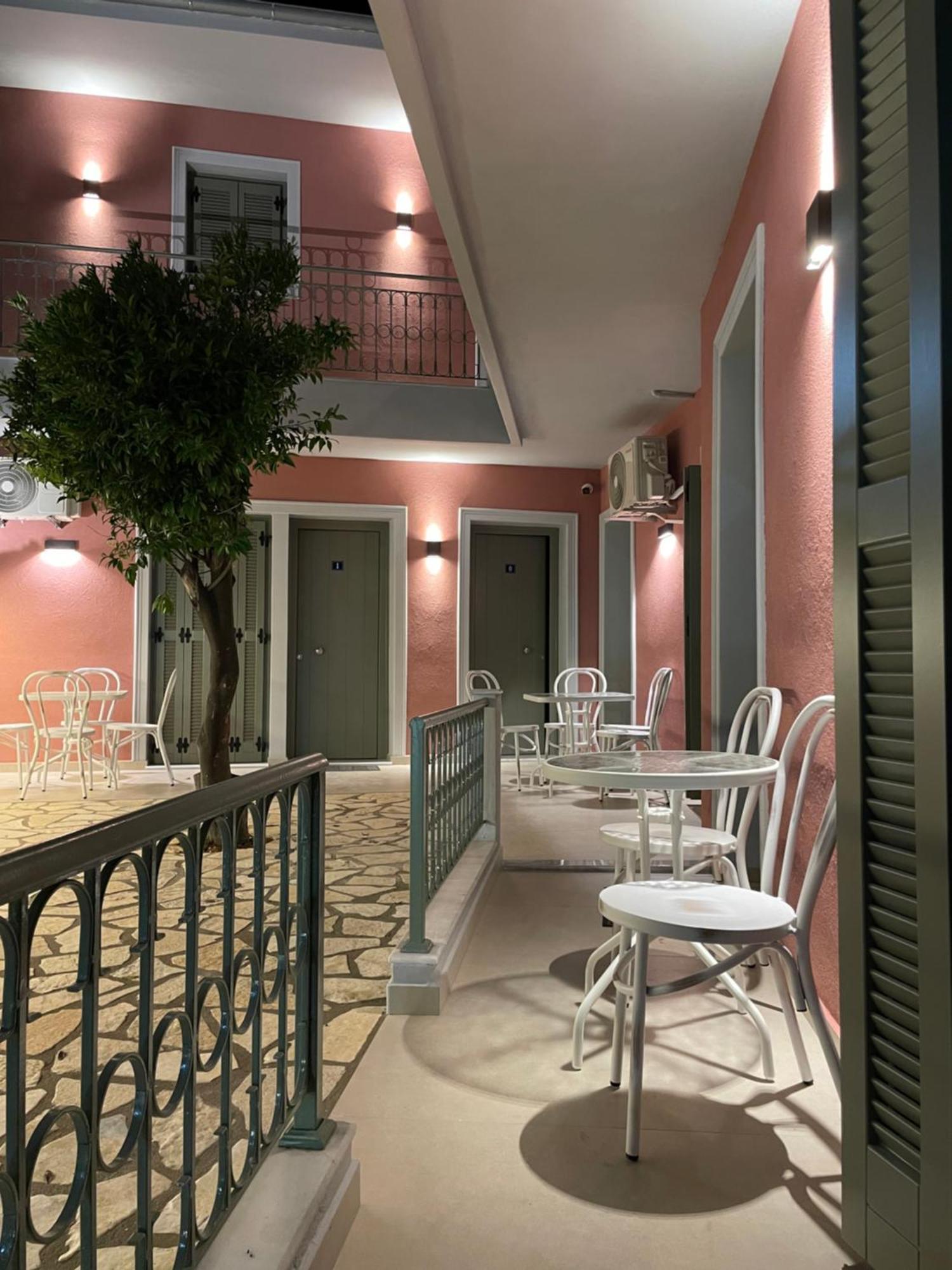Anax Apartments Parga Exterior foto